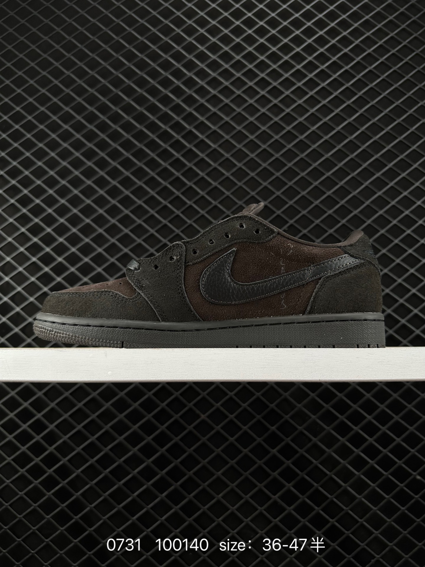 Travis Scott x Air Jordan 1 Low 